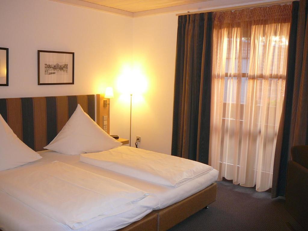 Landhotel Groenenbach Bad Groenenbach Room photo